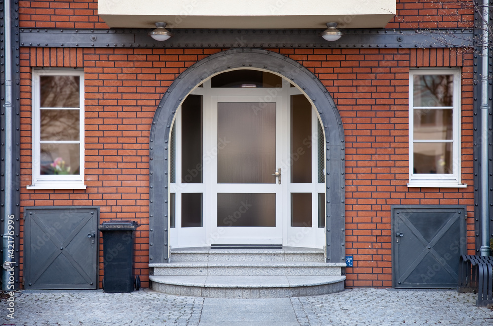 Hauseingang Stock-Foto | Adobe Stock
