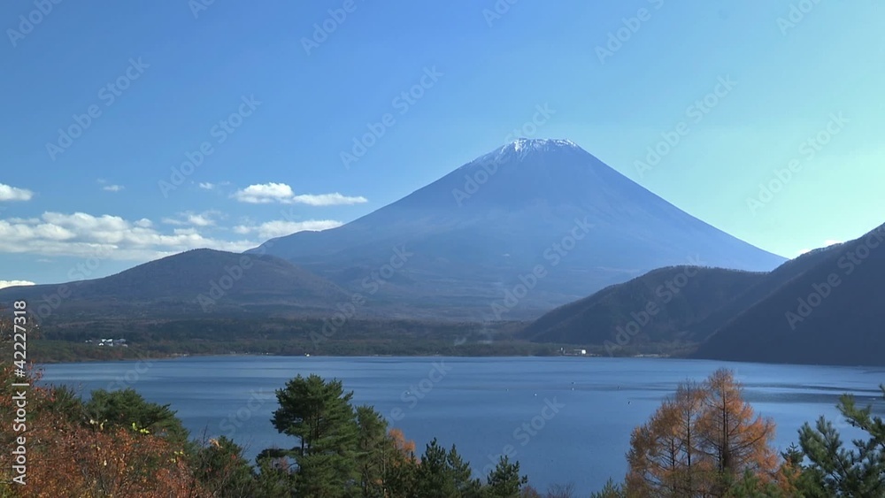 Autumn Landscape in Mt.Fuji and Motosu Lake,Yamanashi,Japan_9 Autumn Landscape in Mt.Fuji and Motosu Lake,Yamanashi,Japan_9