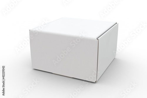 Weiße Box vor weissem Hintergrund © virtua73