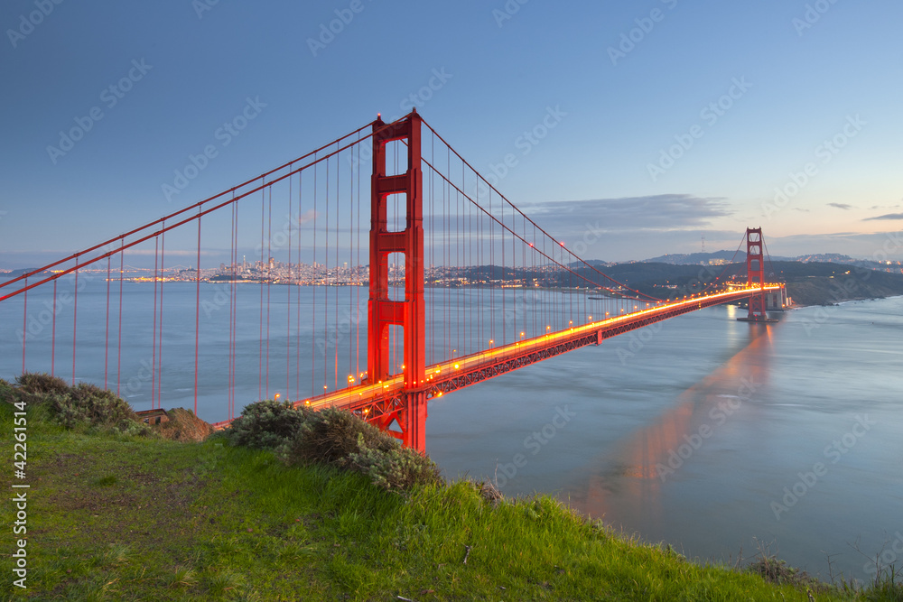 golden Gate Bridge at sunset