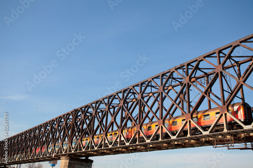 railway bridge © aerogondo