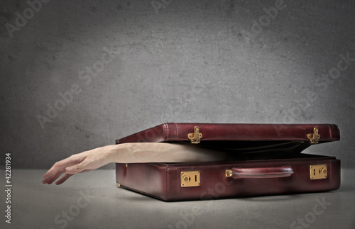 Billede på lærred Hiding bodies