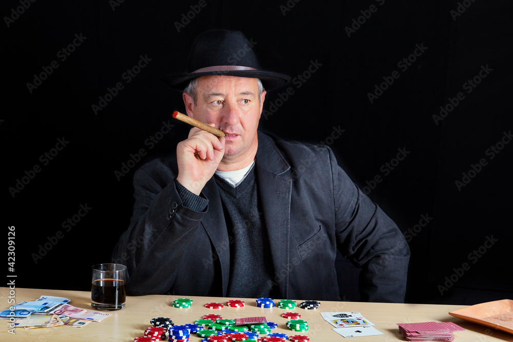 Man at poker - obrazy, fototapety, plakaty 