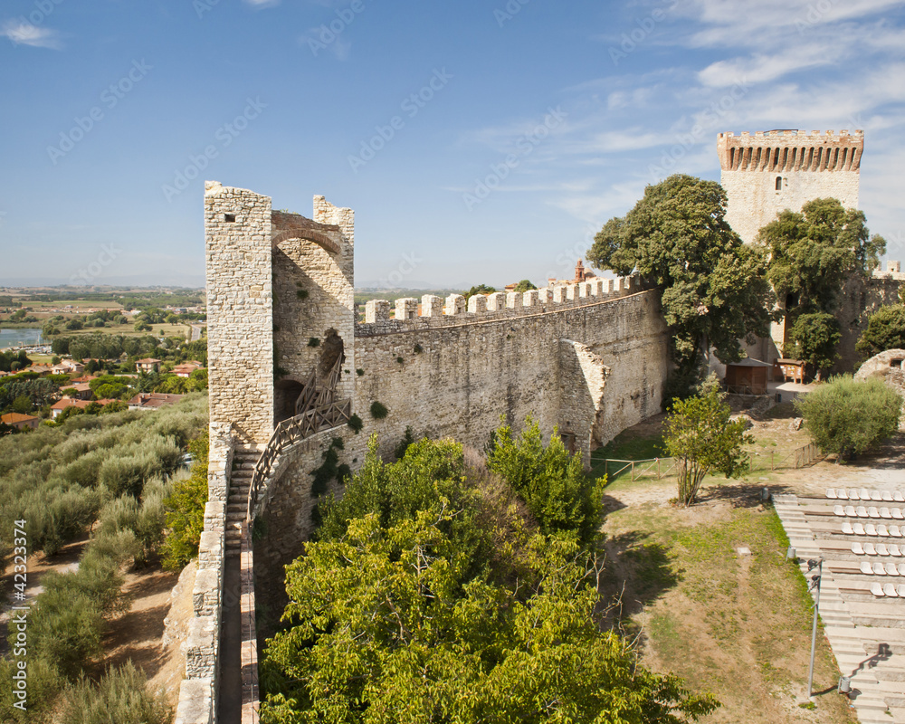 Obraz premium Fortress at Castiglione del Lago