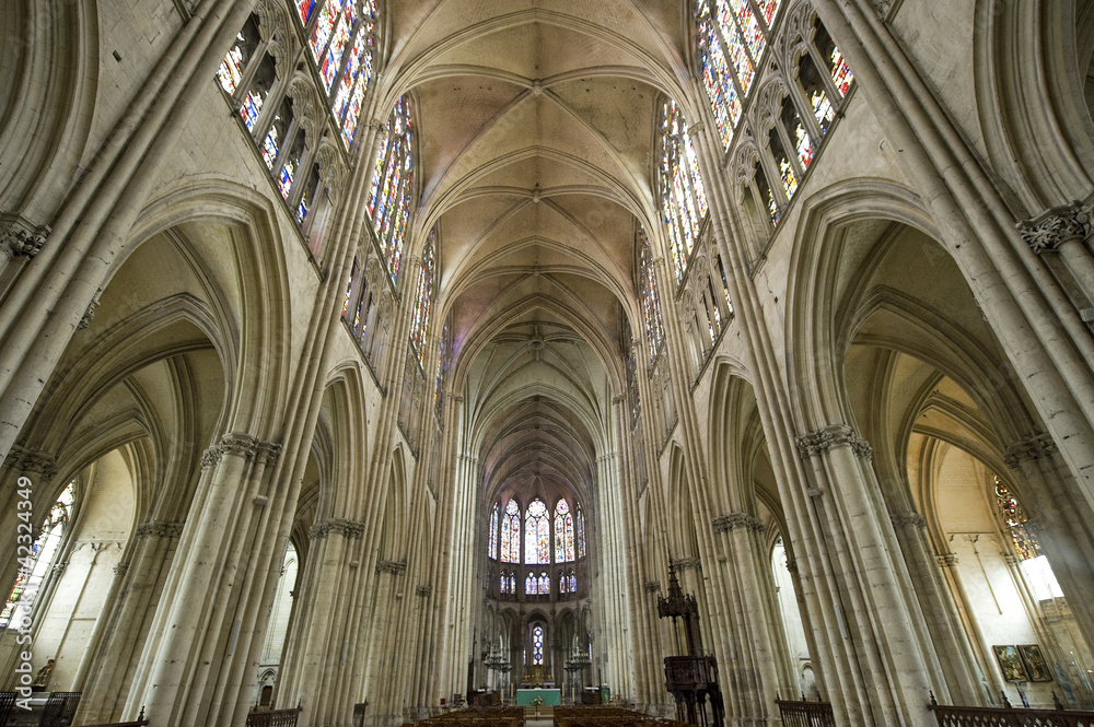 Troyes - Cathedral interior