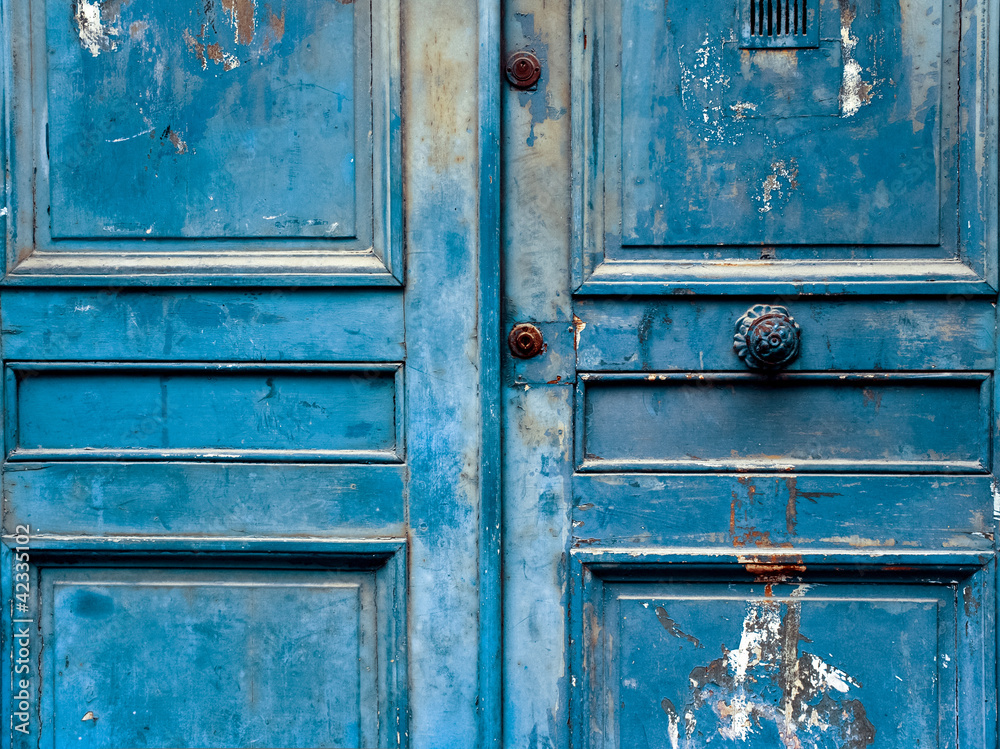 Naklejka premium wooden door