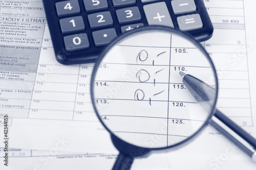Obraz na plátně Tax evasion