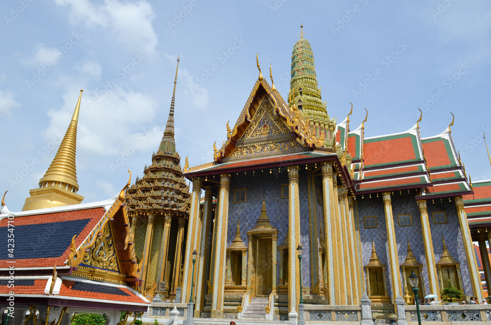 Fototapeta premium Promenade au Palais Royal à Bangkok