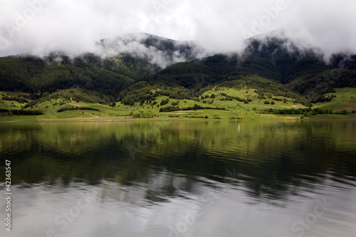 Dospat lake