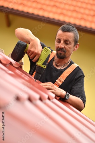 roof tiler