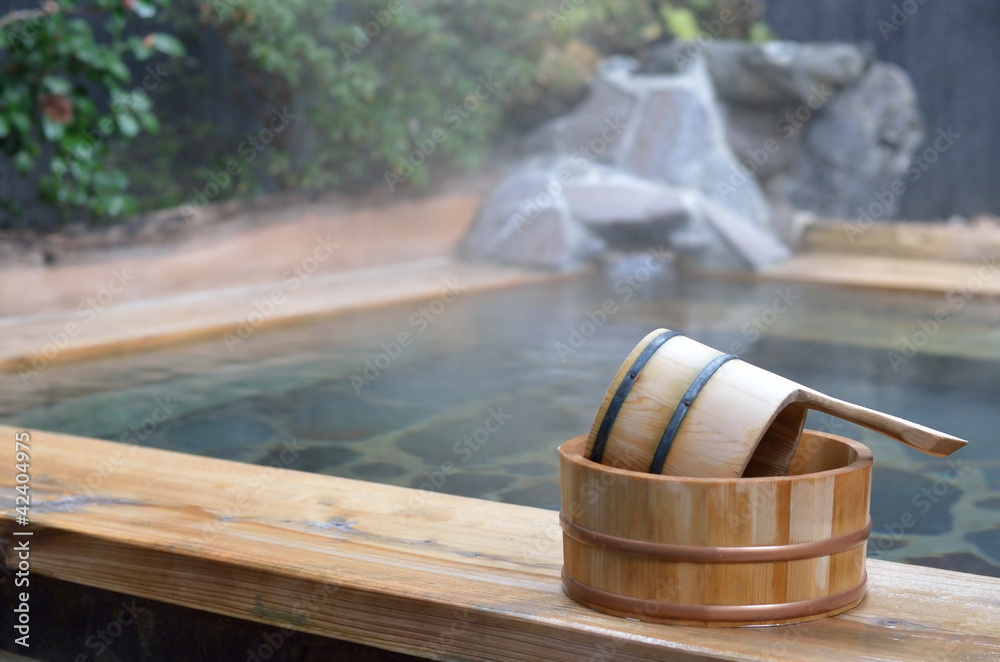 Naklejka premium 露天風呂