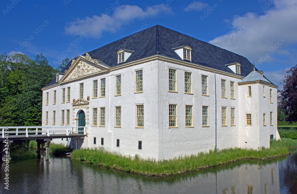 Schloss Dornum (Ostfriesland, Niedersachsen) Schloss Dornum (Ostfriesland, Niedersachsen)