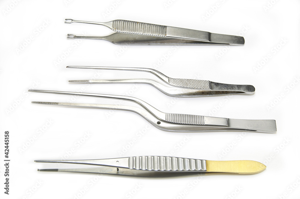хирургические инструменты