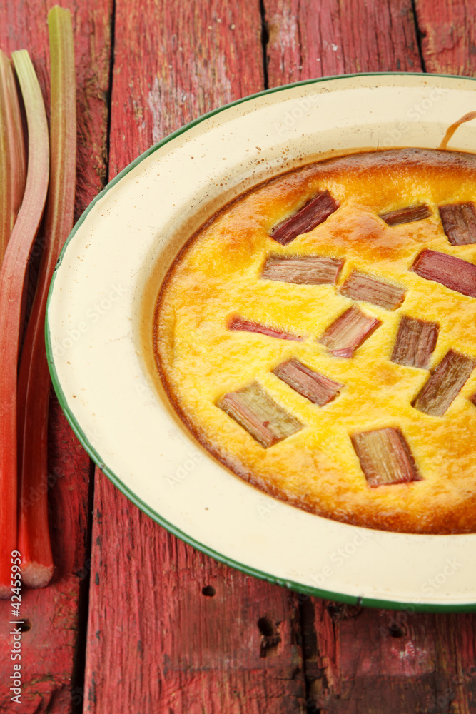 Rhubarb & saffron cream tart