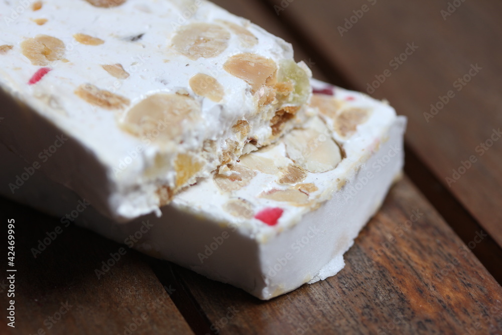 white nougat