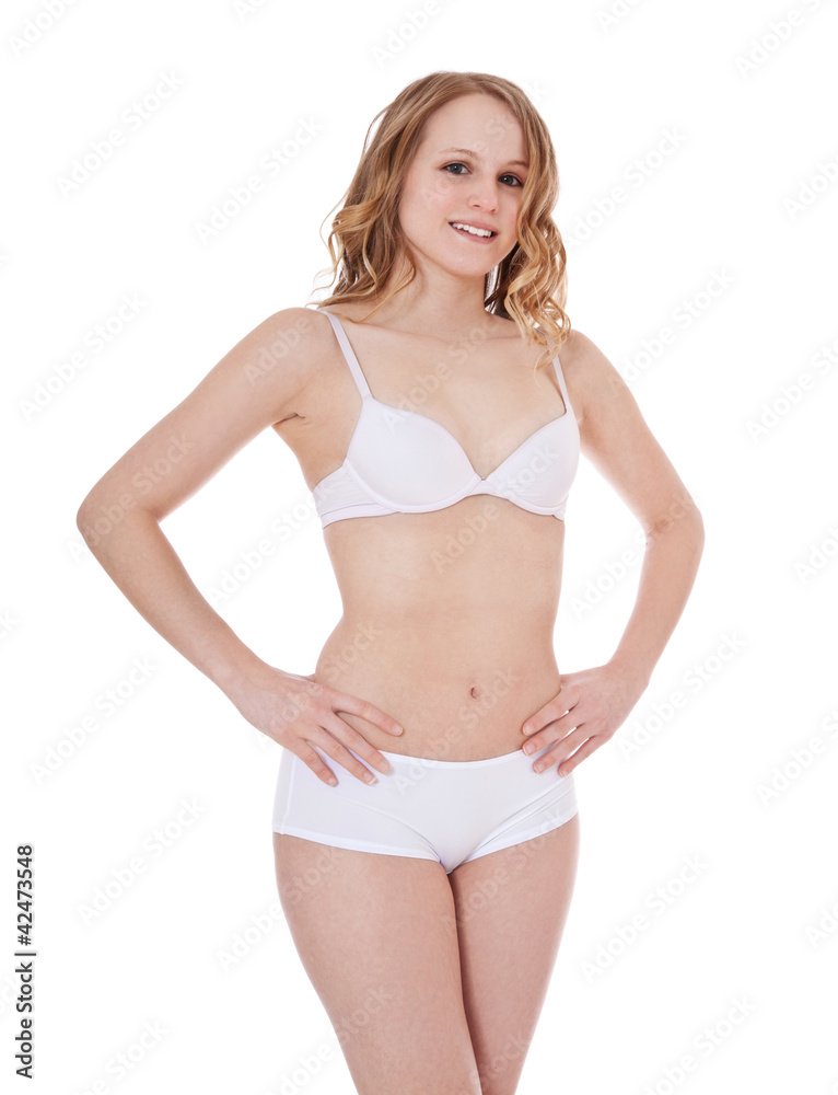 Attraktives Mädchen in weißer Unterwäsche Attraktives Mädchen in weißer Unterwäsche