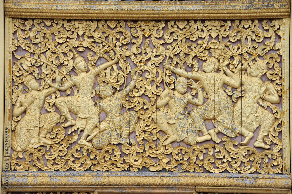 dettaglio di una decorazione presso il tempio Wat Xieng Thong