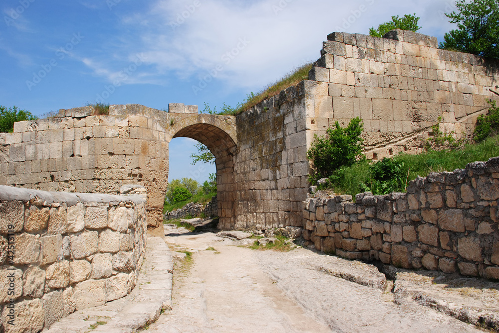 Gates Orta-Kapu  in the ancient cave city Chufut-kale