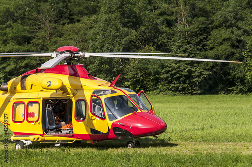 Elicottero del soccorso alpino