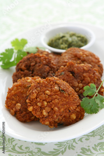 Parippu Vada