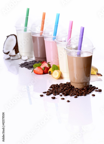 Verschiedene Milchshakes photo