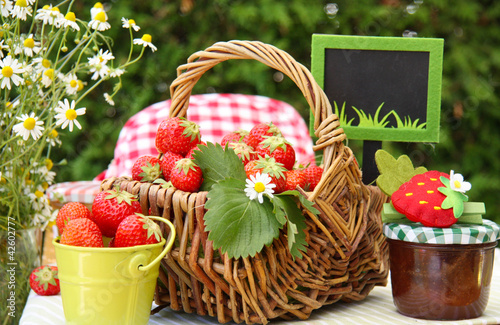 Erdbeeren / Tafel
