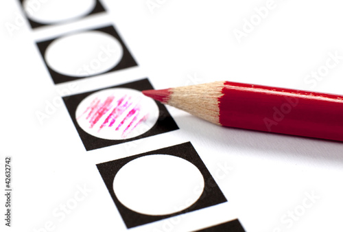 crayon rouge vote élections