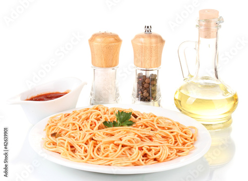 Composition of the delicious spaghetti with tomato sauce