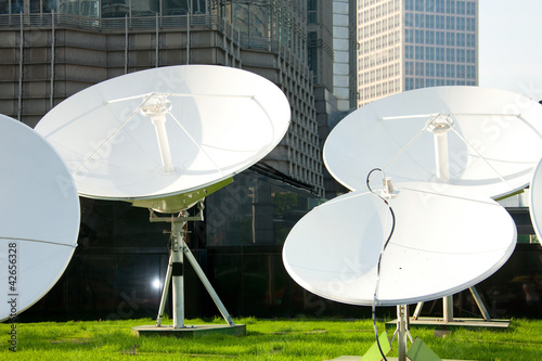 parabolic satellite dish receivers
