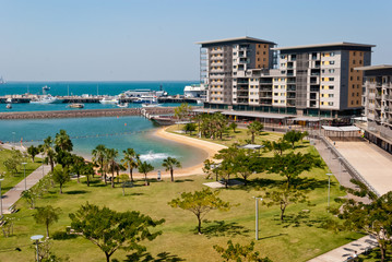 Fotobehang Australië Darwin waterfront aan de kust  © Marco Saracco