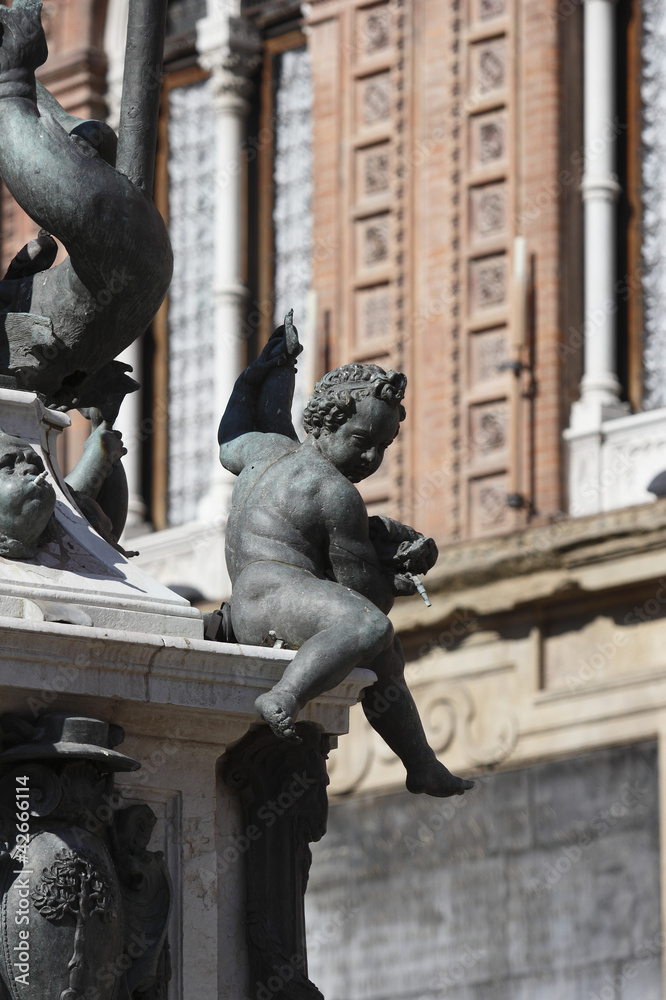 Bologna,Piazza e fontana del Nettuno