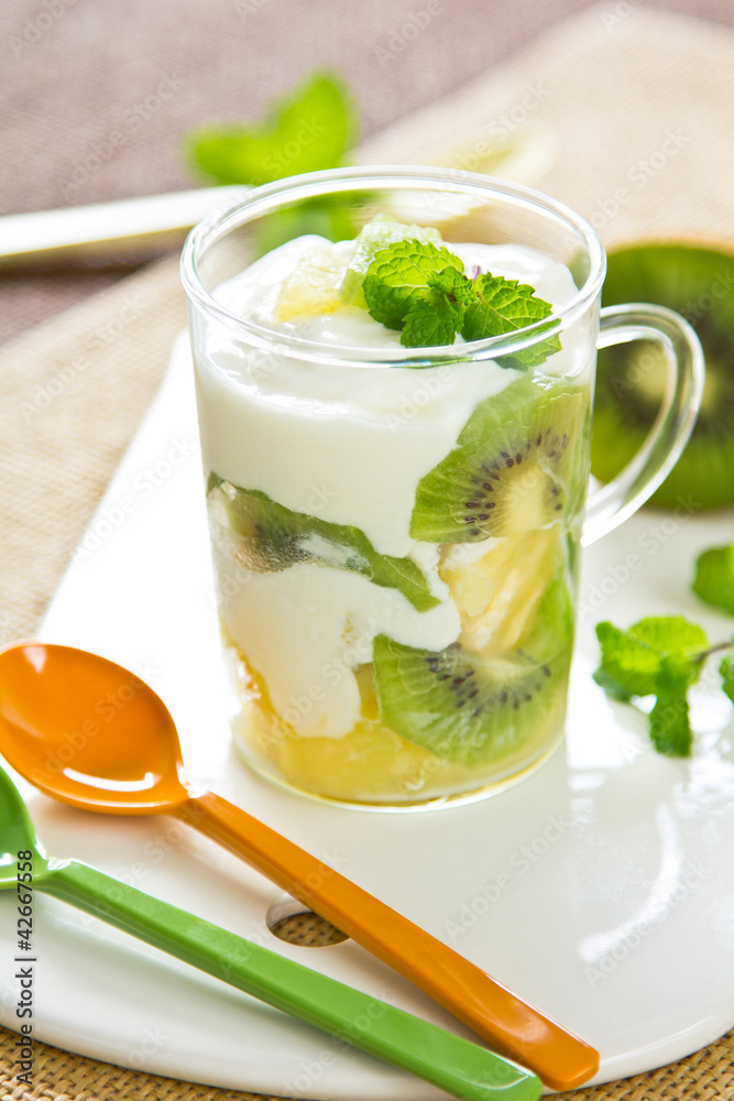 Kiwi and Pineapple with yogurt Kiwi and Pineapple with yogurt