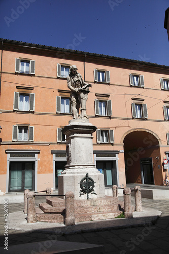 Bologna,Piazza e monumento a Galvani