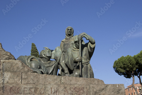 Monumento a San Francesco d’Assisi Patrono d’Italia - Roma 
