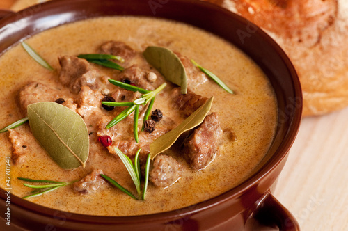 Tapety artystyczne Beef stew in a pot