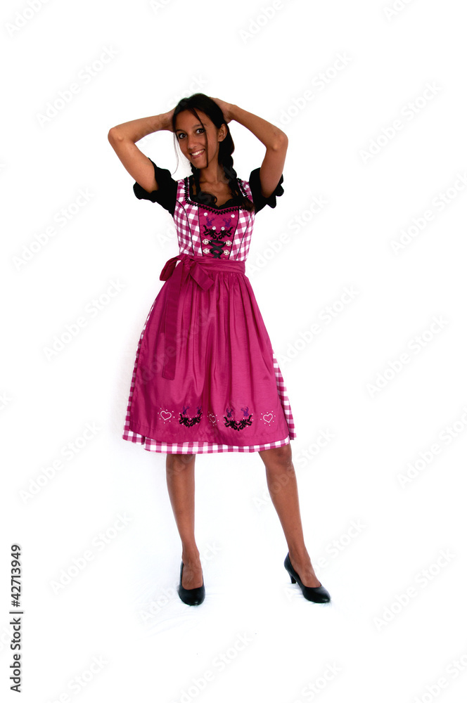Wunderhübsche Frau im Dirndl / Bayerische Trachten Wunderhübsche Frau im Dirndl / Bayerische Trachten