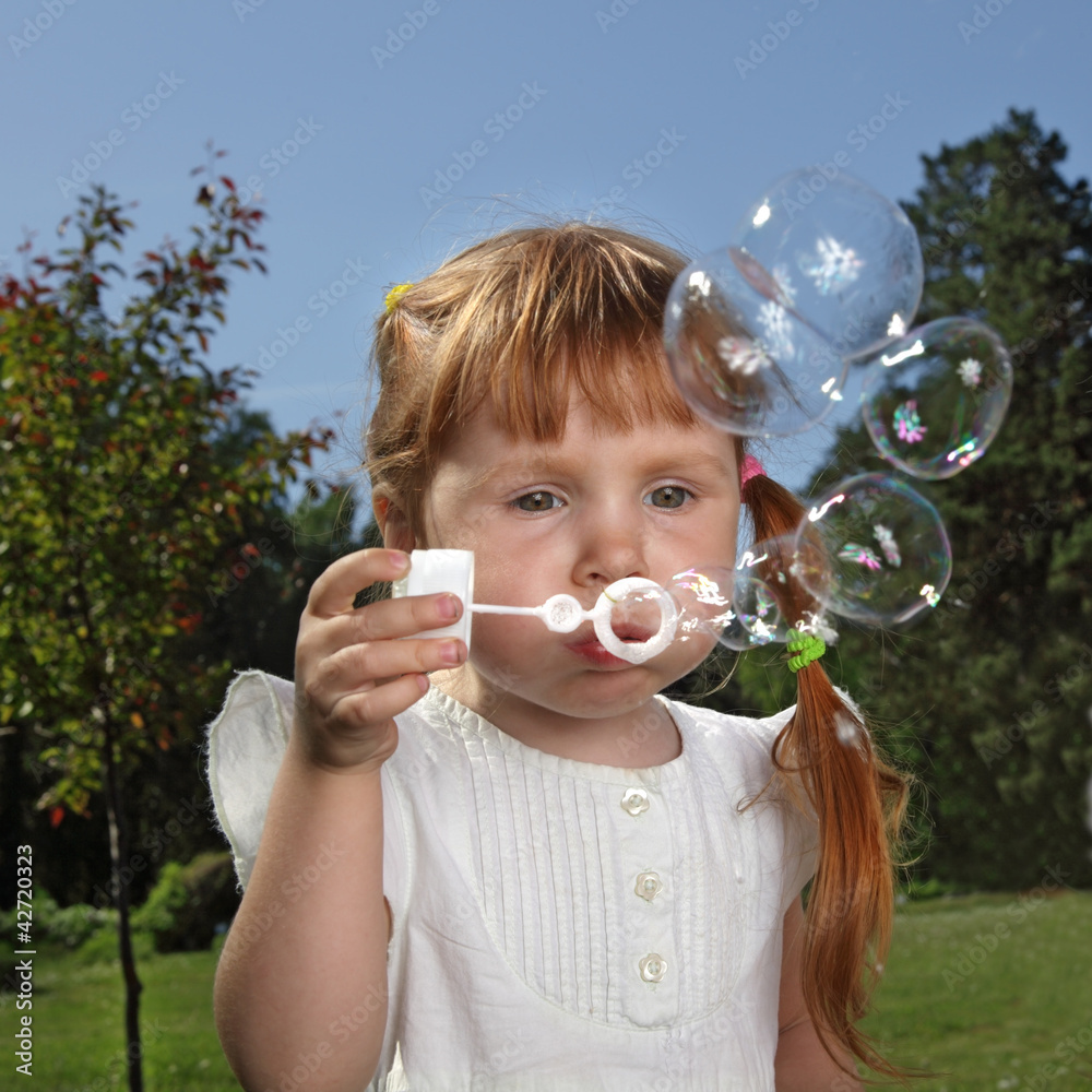 girl play in bubbles girl play in bubbles