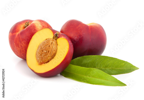 pêches nectarines ou brugnons