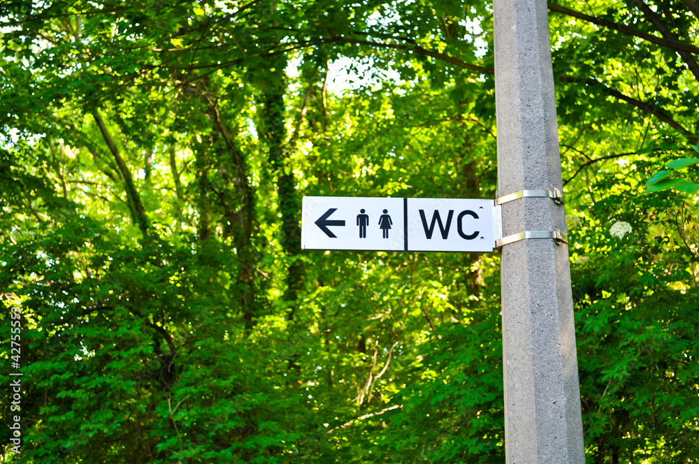 Fototapeta premium Hinweis/ öffentliches WC