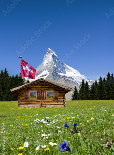 Matterhorn mit Alphütte
