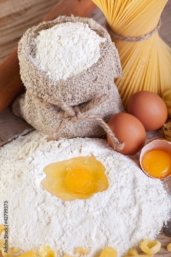 Making pasta from natural ingredients