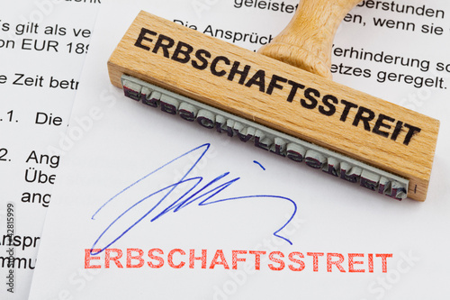 Holzstempel: Erbschaftsstreit