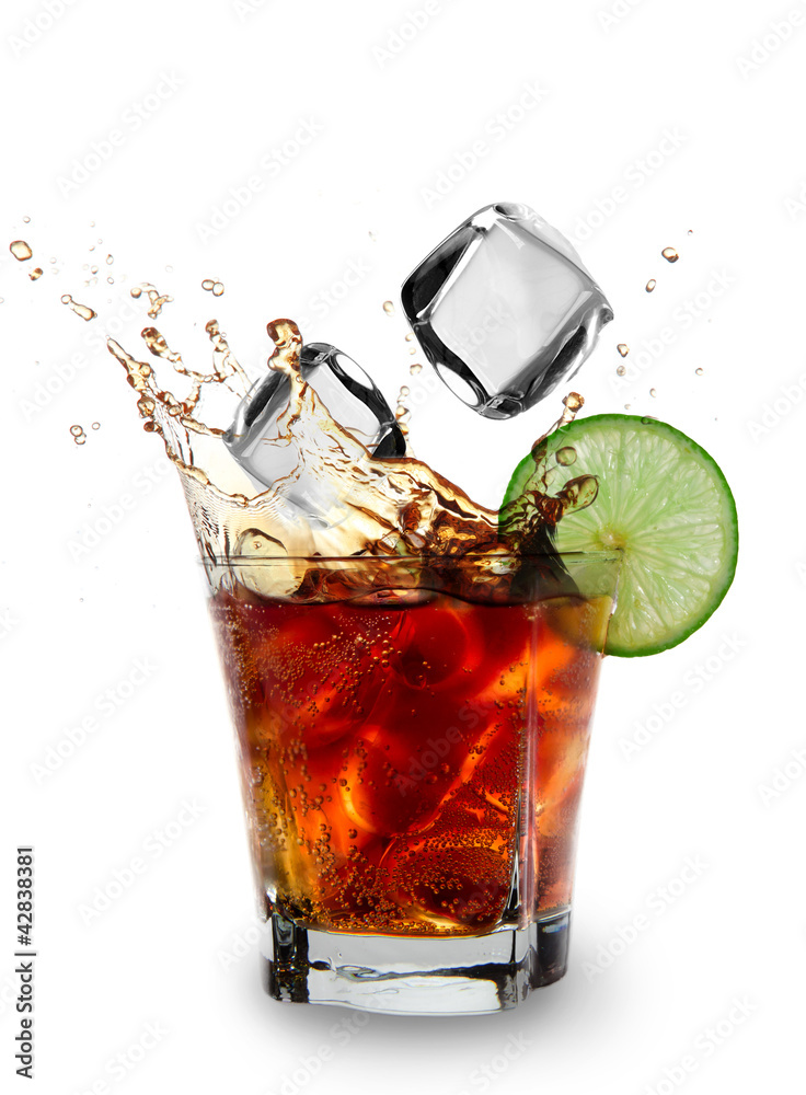 Ice cube and lime splashing cola glass, Cuba Libre drink - obrazy, fototapety, plakaty 