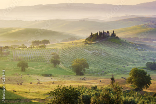 panorama toscano, italia photo