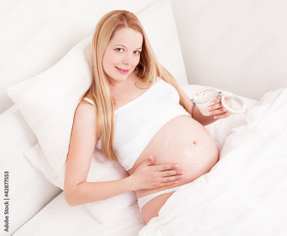 pregnant woman pregnant woman