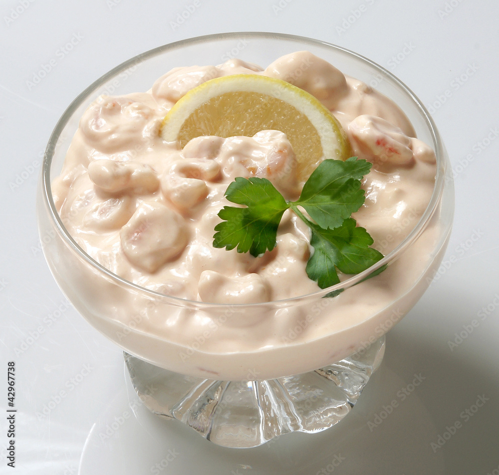 Fototapeta premium Cocktail di gamberetti in salsa rosa