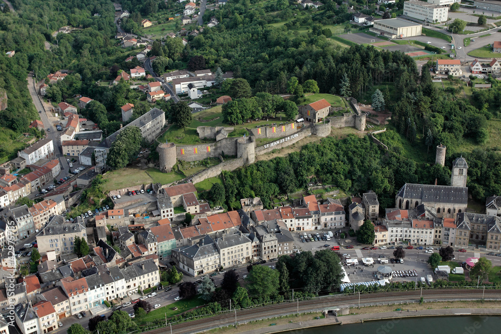 Château de Sierck-les-Bains vue du ciel, Moselle  (57)