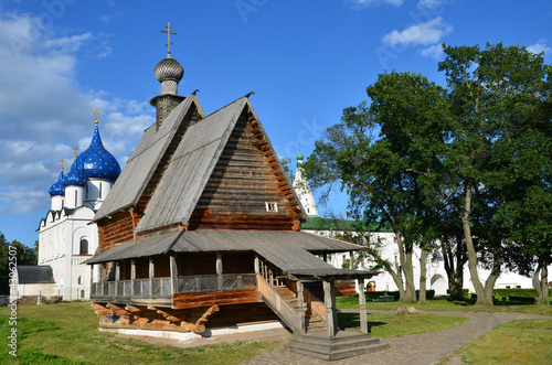 Деревянная церковь в Суздале.