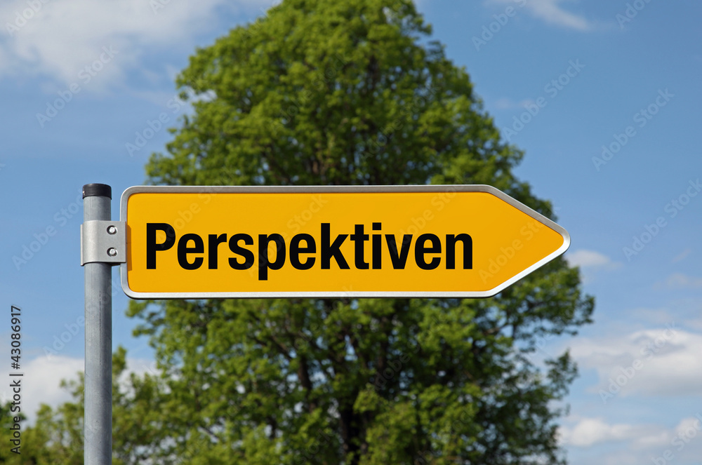 Fototapeta premium Pfeil mit Baum PERSPEKTIVEN