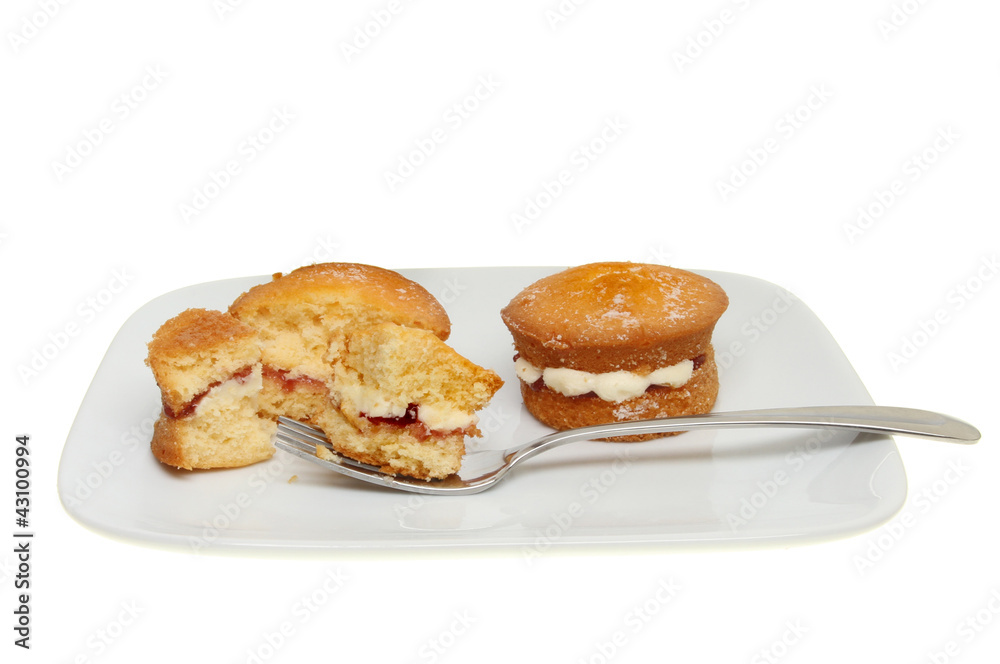 Victoria sponge cakes Victoria sponge cakes